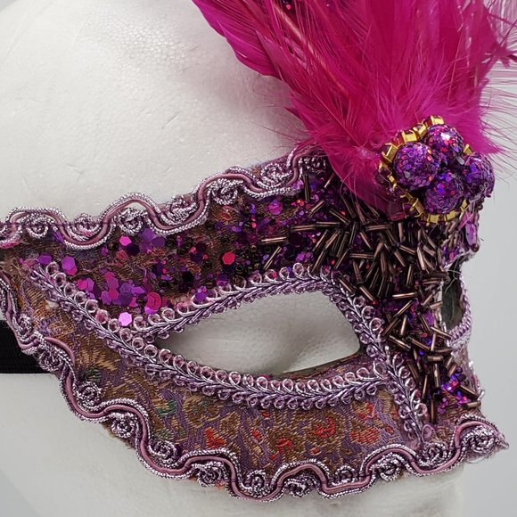 Venetian Angel Beaded & Feather Mask - Picture 8 of 16